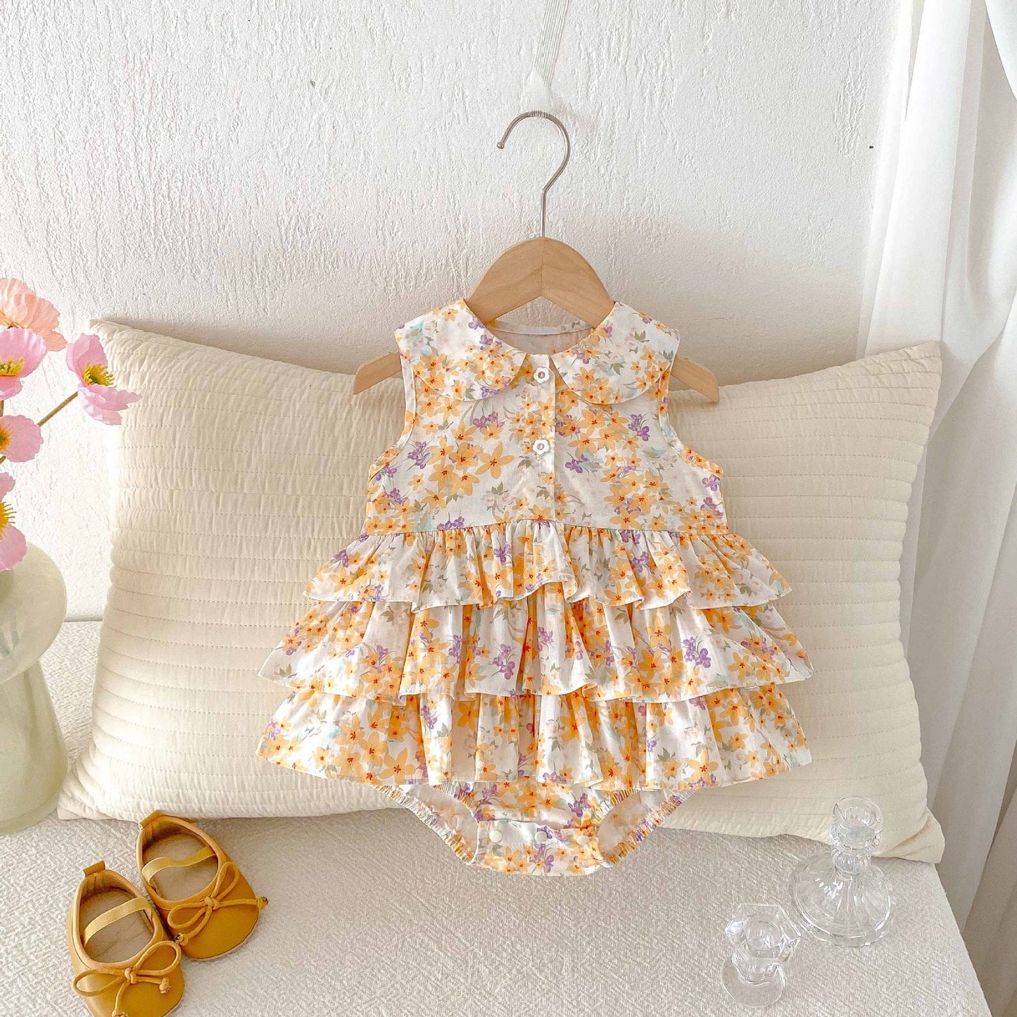 Summer Arrival Baby Girls Cute Sleeveless Flowers Pattern Ruffle Onesies