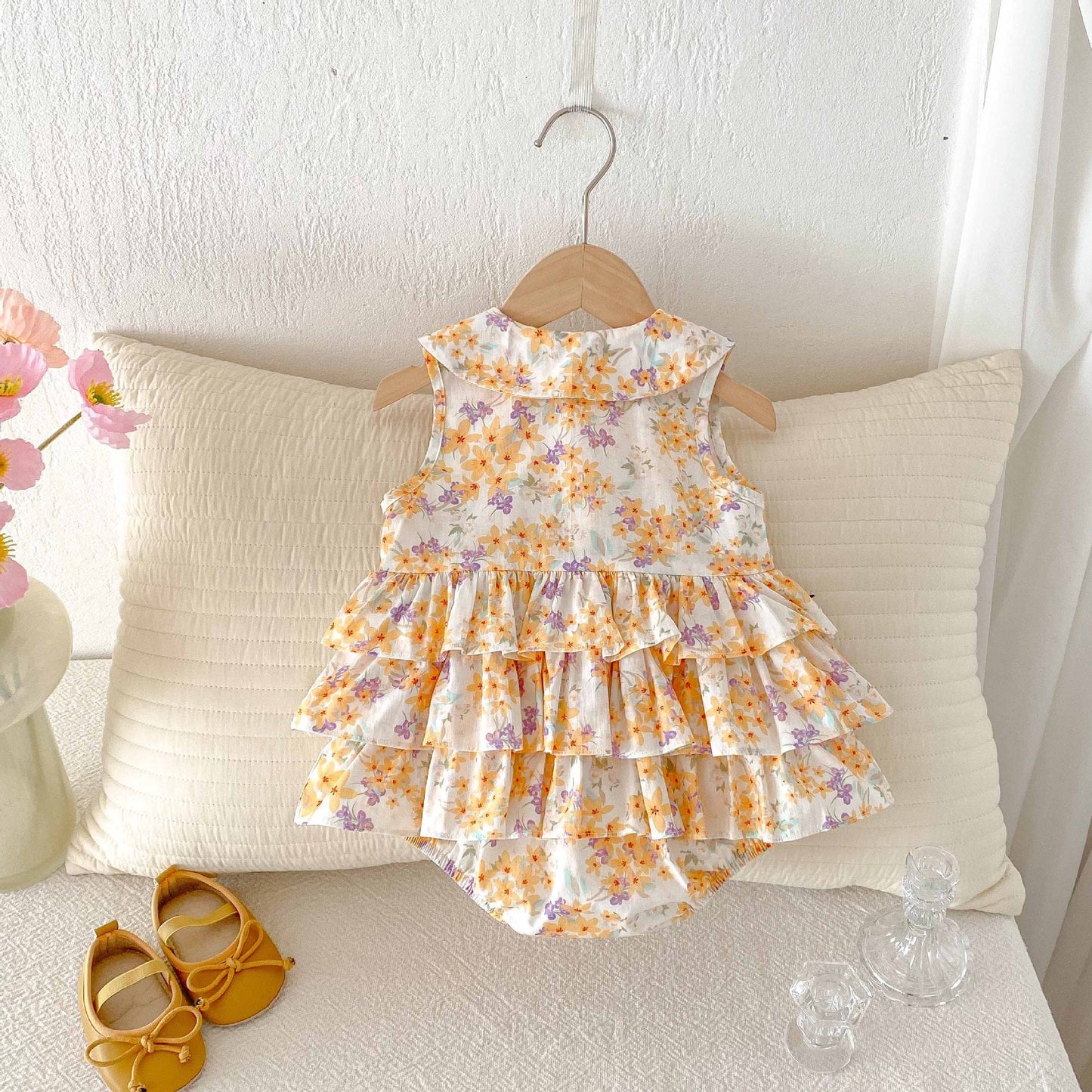 Summer Arrival Baby Girls Cute Sleeveless Flowers Pattern Ruffle Onesies